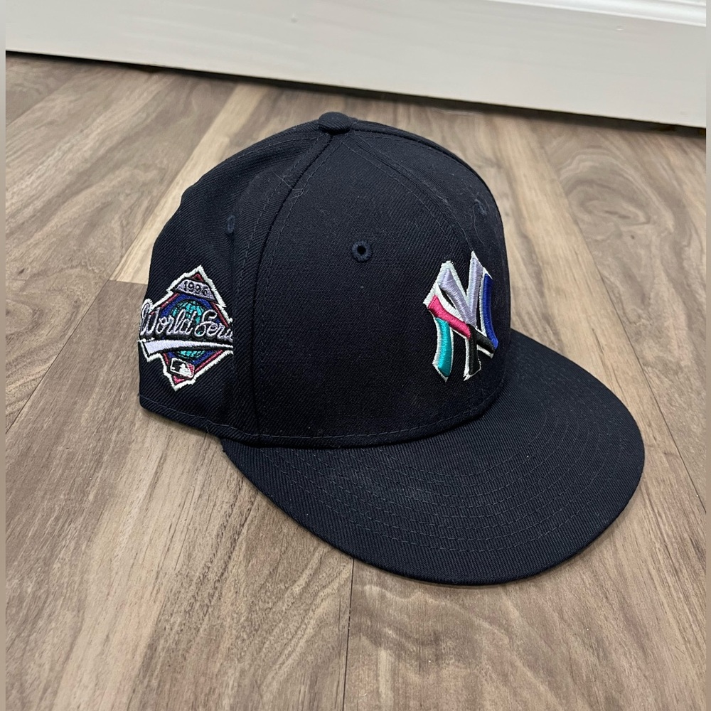 Vintage 1996 World Series Yankes Hat